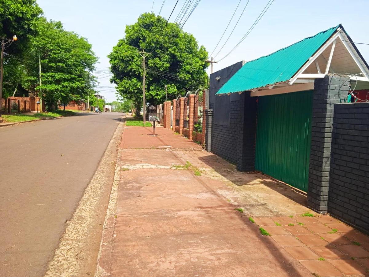 Estanislao Lopez 127 Hotell Puerto Iguazú Eksteriør bilde